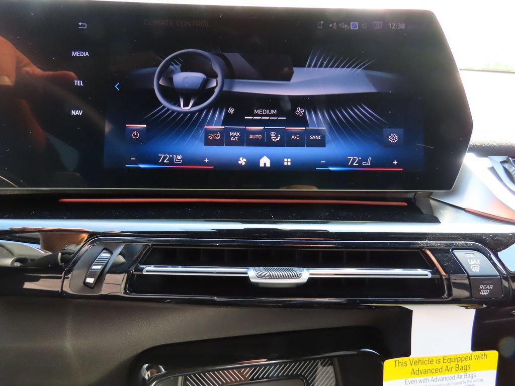 Certified 2026 BMW X2 xDrive28i w/ Technology Package AWD/4WD image 31