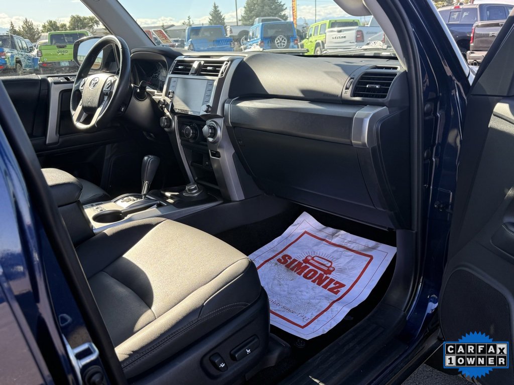 Used 2021 Toyota 4Runner SR5 Premium image 15