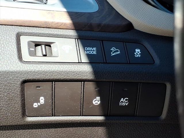 Used 2019 Hyundai Santa Fe XL image 11