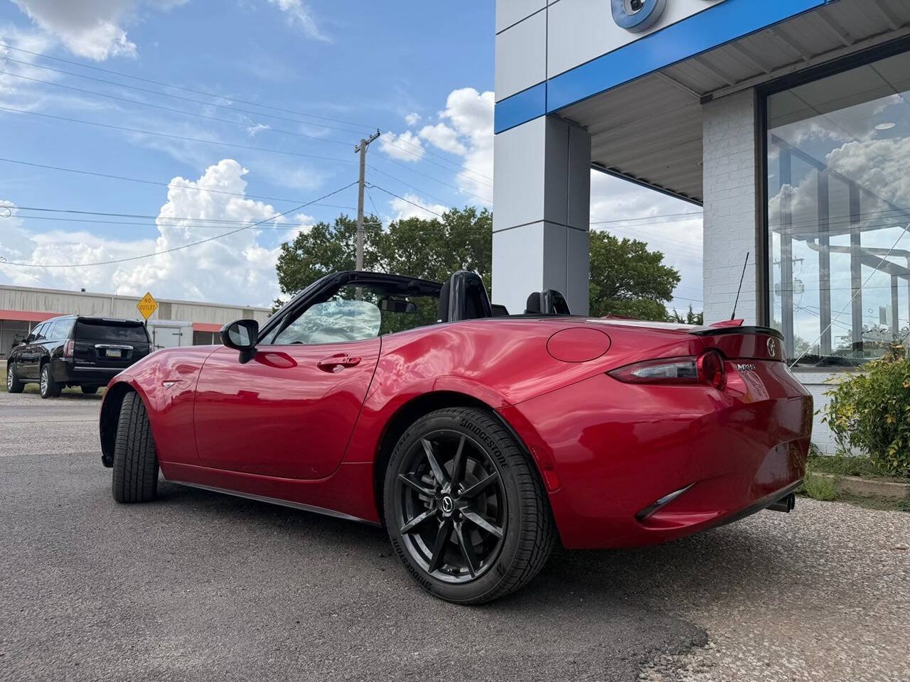 Used 2016 MAZDA MX-5 Miata Club RWD image 6