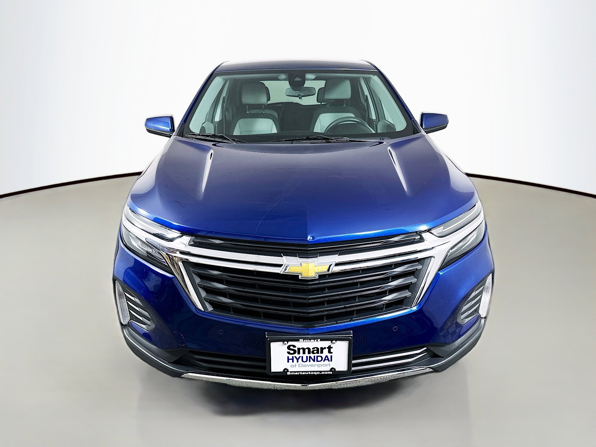 Used 2022 Chevrolet Equinox LT image 2