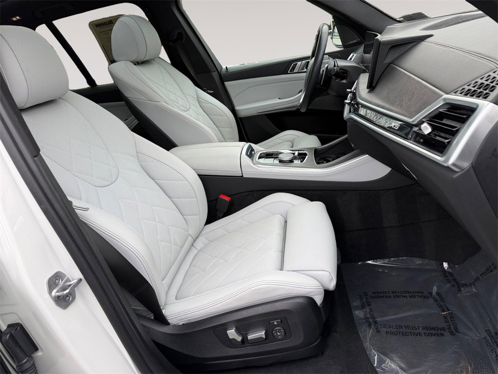 Certified 2024 BMW X5 xDrive40i w/ Premium Package image 15
