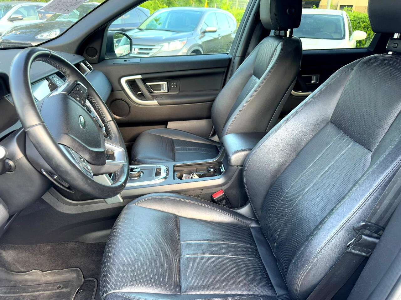 Used 2018 Land Rover Discovery Sport HSE image 8