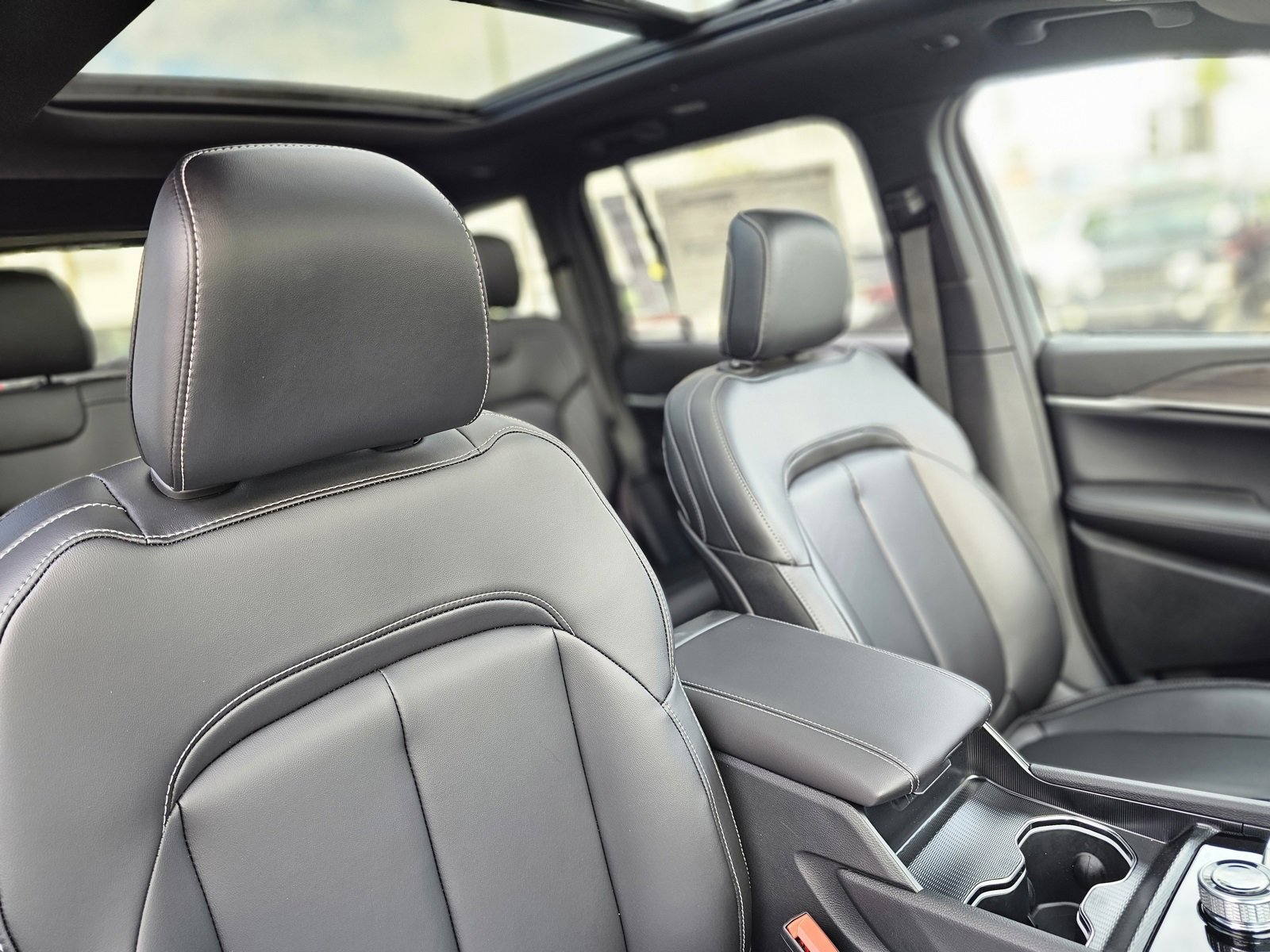 New 2025 Jeep Grand Cherokee Limited image 29