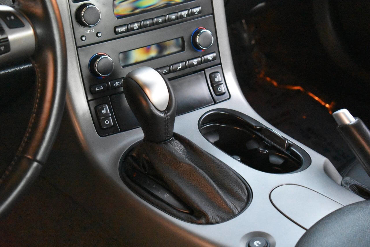Used 2007 Chevrolet Corvette Base 2dr Coupe w/ Preferred Equipment Group image 30