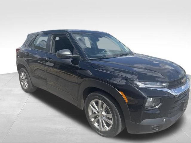 Used 2021 Chevrolet TrailBlazer LS FWD image 3