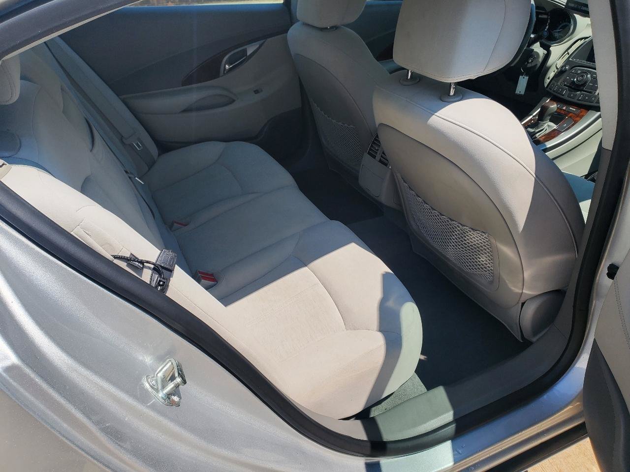 Used 2010 Buick LaCrosse CX FWD image 7