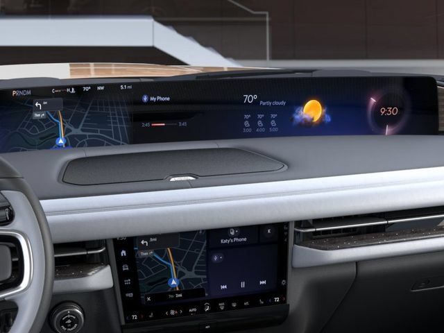 New 2026 Lincoln Navigator Black Label w/ Black Label Special Edition AWD/4WD image 14