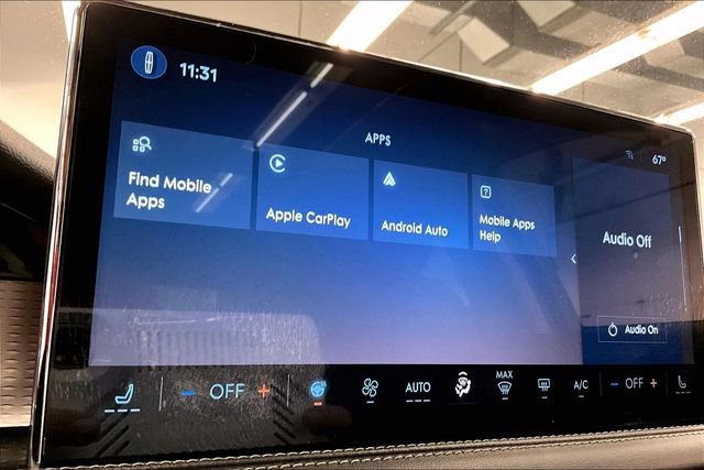 Used 2025 Lincoln Corsair Grand Touring w/ Equipment Group 302A image 30