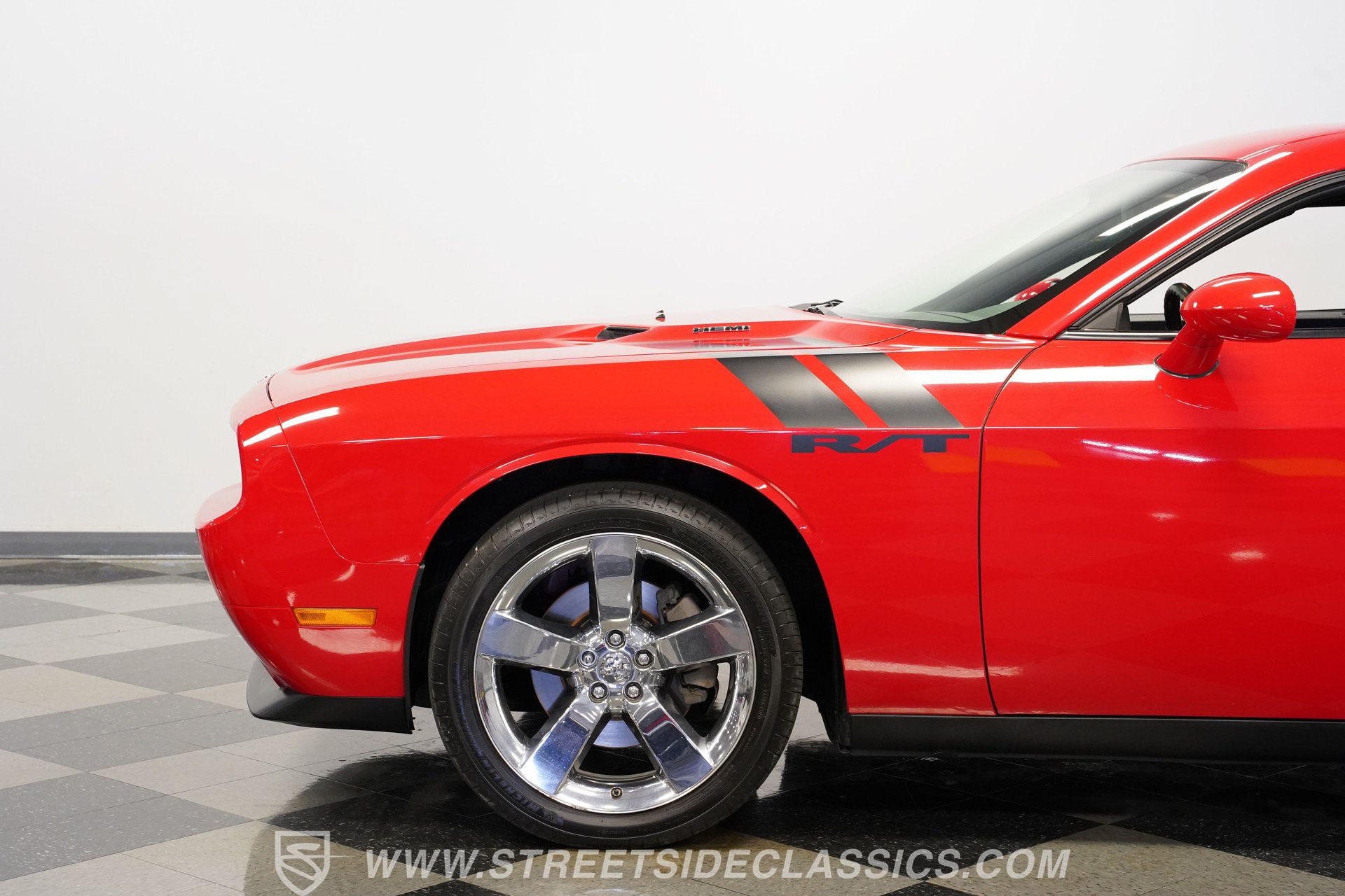 Used 2009 Dodge Challenger R/T RWD image 24