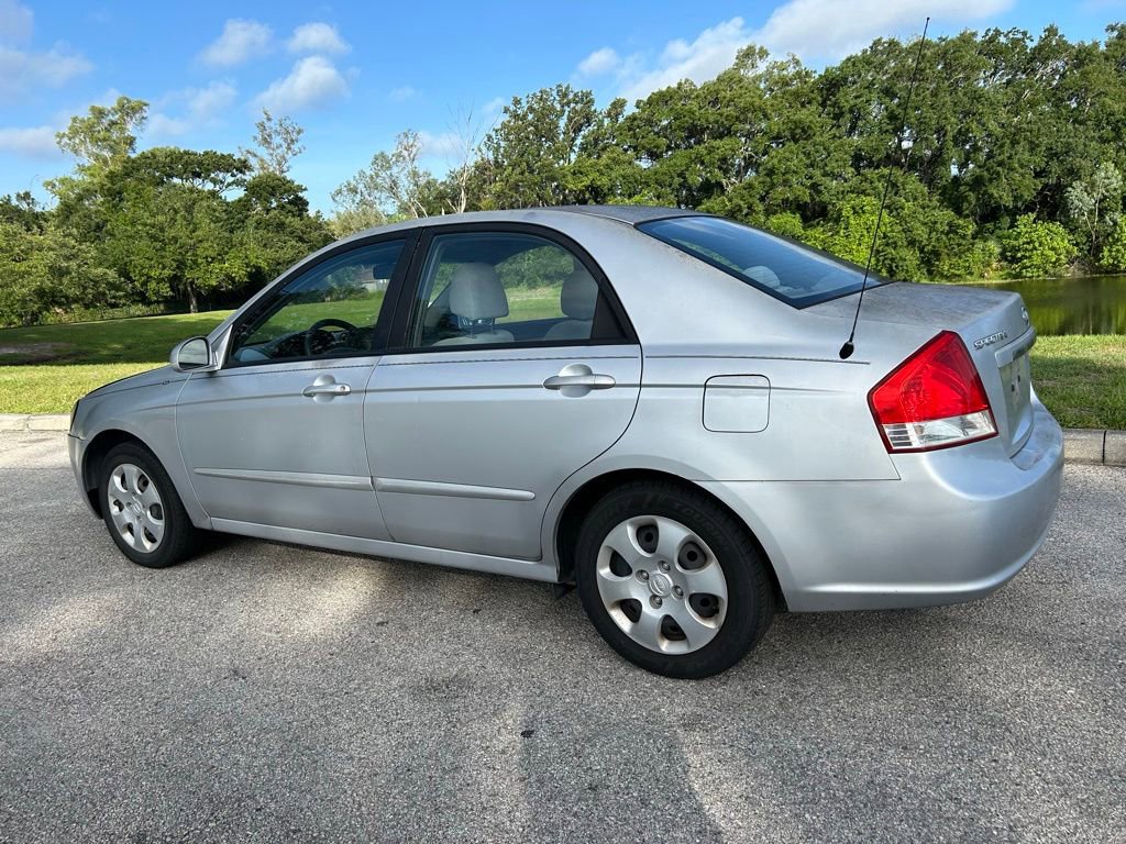Used 2007 Kia Spectra EX FWD image 4