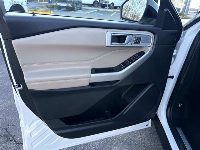 Certified 2021 Ford Explorer Limited w/ Equipment Group 301A image 20