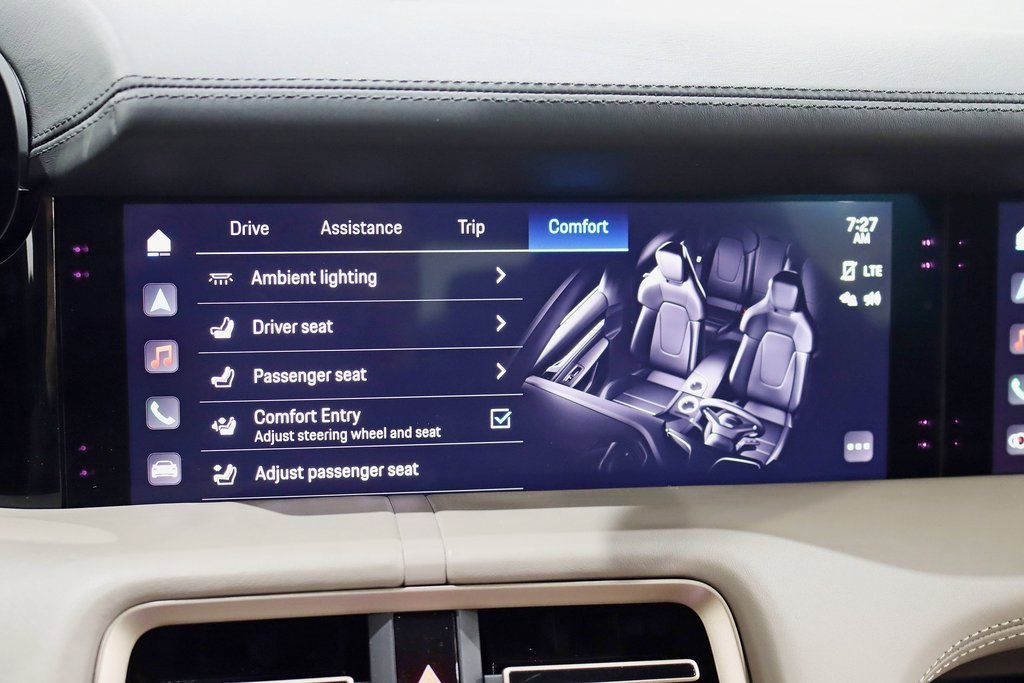 Used 2020 Porsche Taycan Turbo image 27