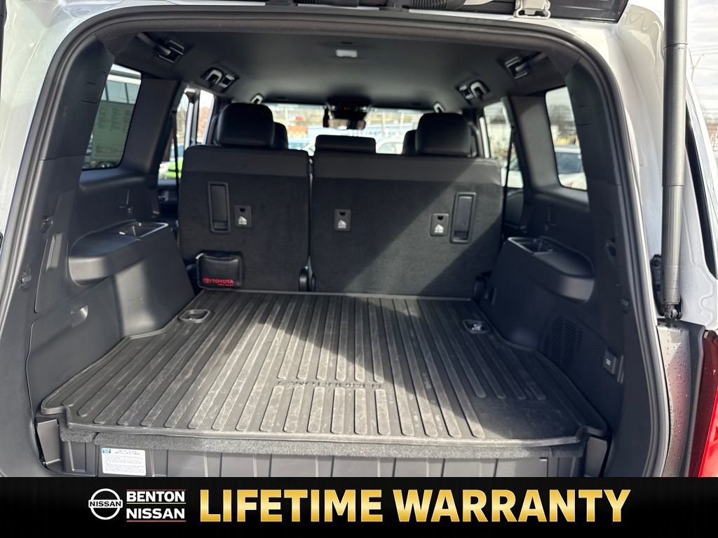 Used 2024 Toyota Land Cruiser image 26