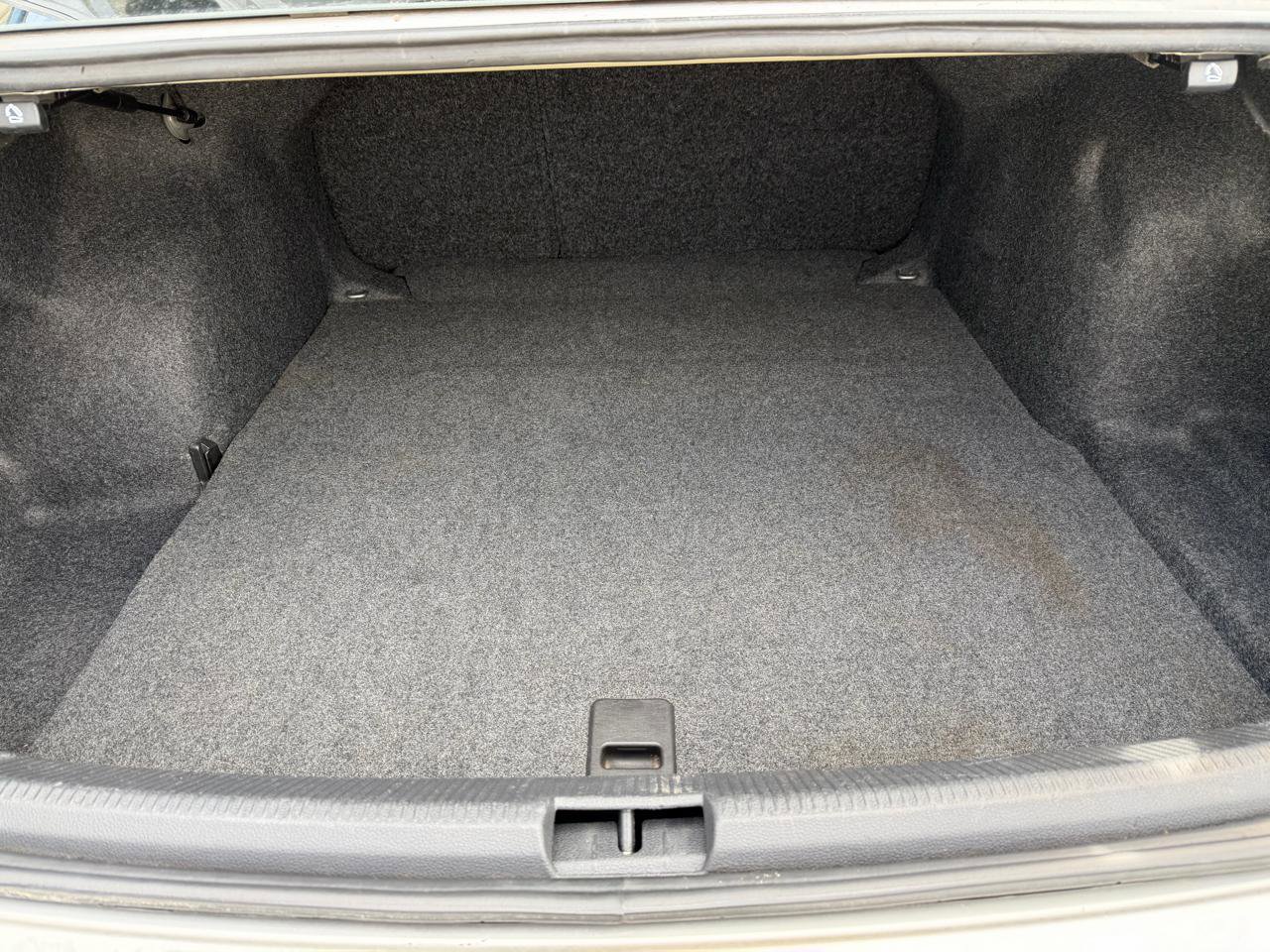 Used 2013 Volkswagen Passat 2.5 S FWD image 15