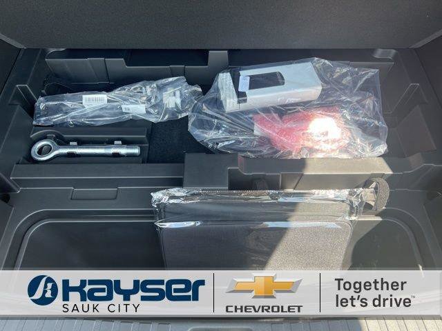 New 2024 Chevrolet Blazer EV RS RWD image 28