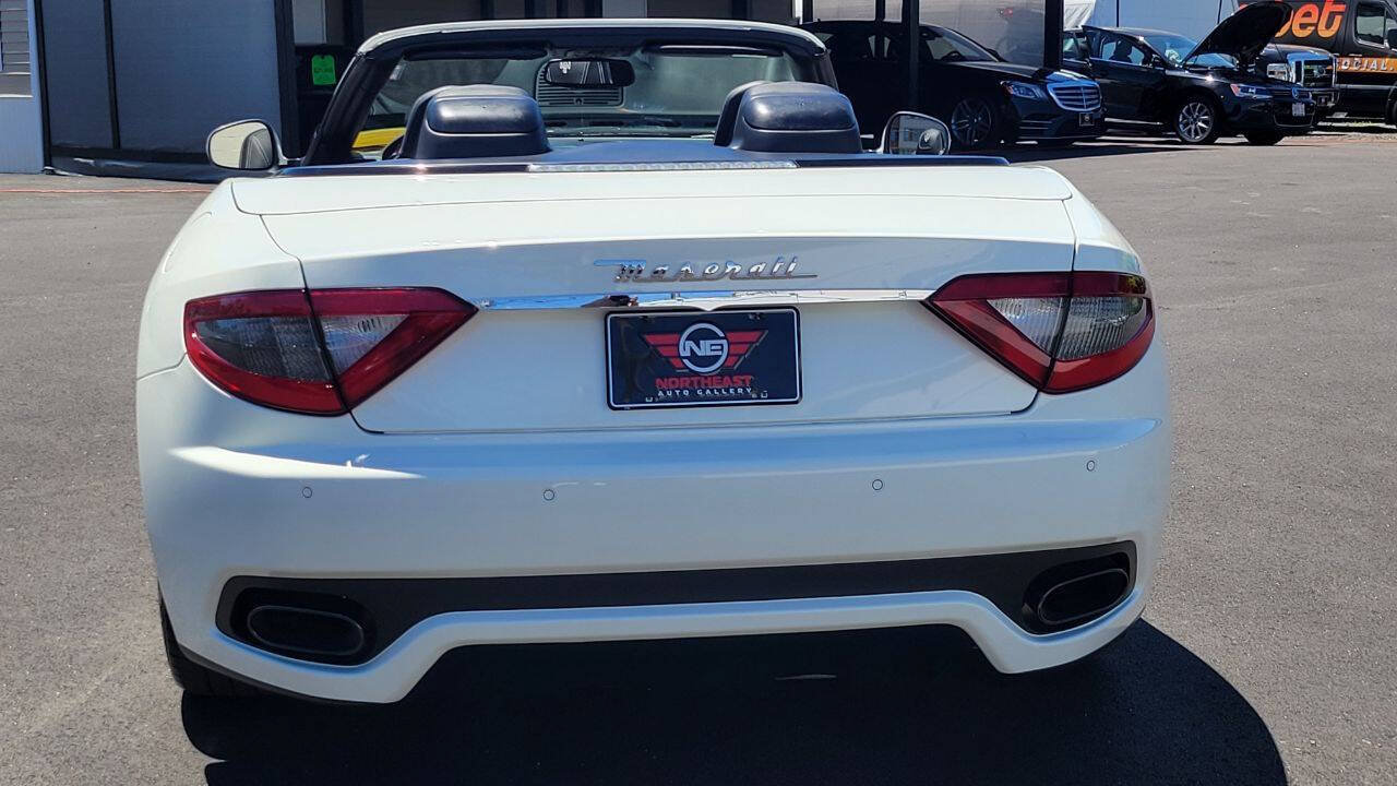 Used 2015 Maserati GranTurismo Sport RWD image 7