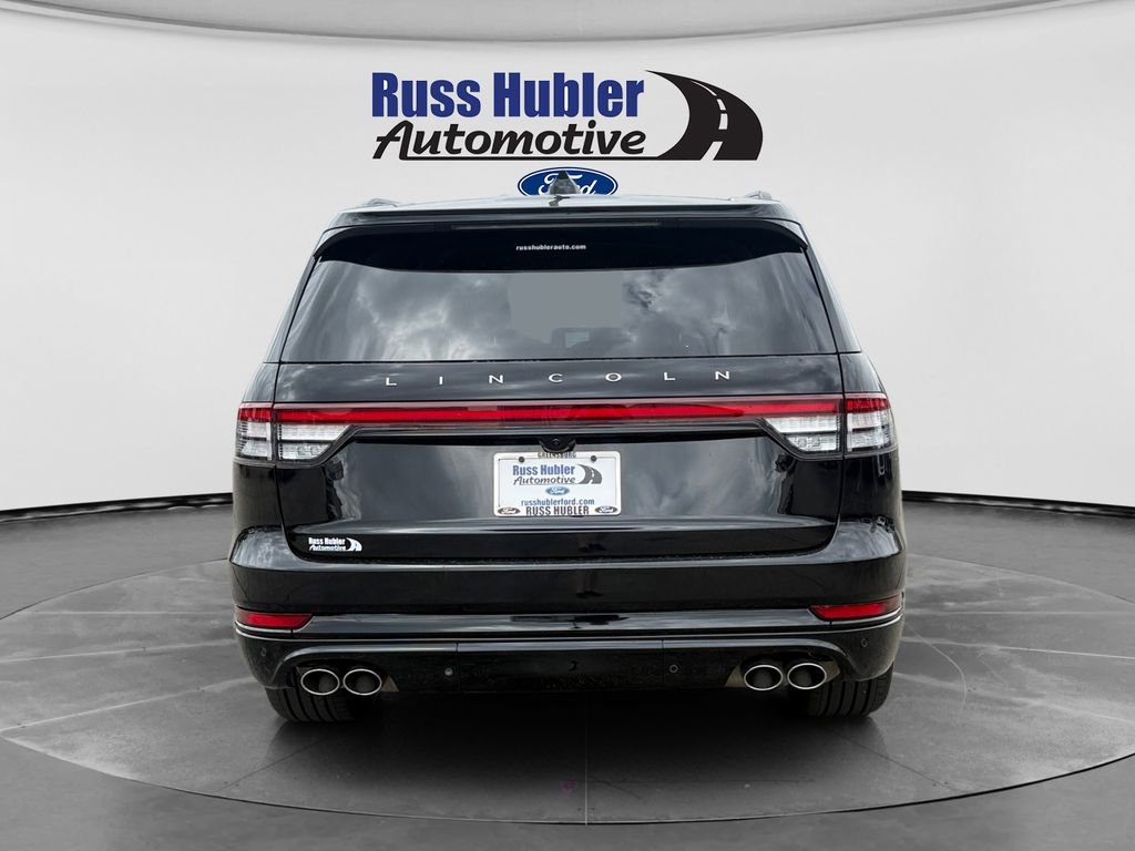 Used 2025 Lincoln Aviator Reserve w/ Equipment Group 201A AWD/4WD image 4