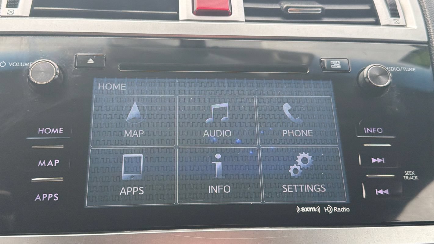 Used 2017 Subaru Outback 2.5i Limited AWD/4WD image 12