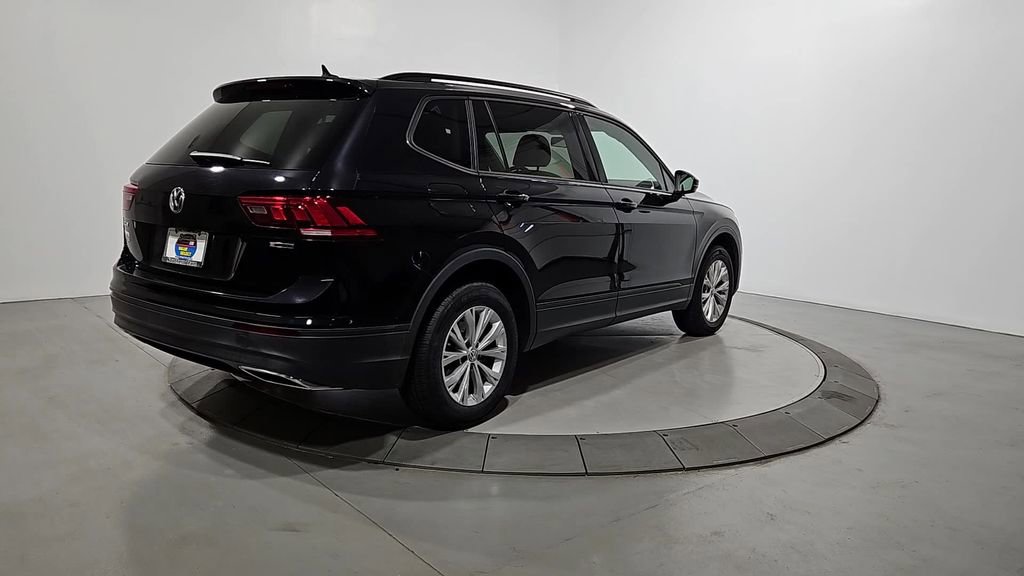 Used 2020 Volkswagen Tiguan S image 5