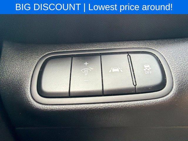 Used 2021 Hyundai Venue SEL FWD image 21