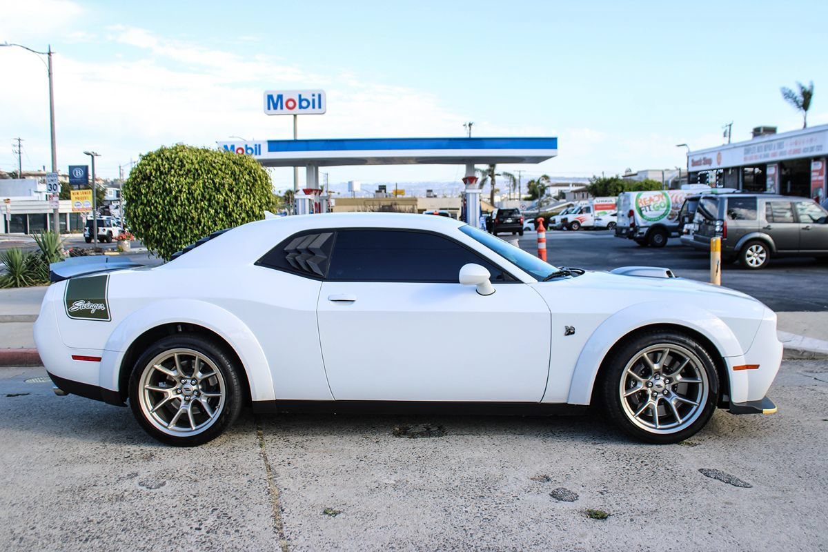 Used 2023 Dodge Challenger R/T Scat Pack RWD image 7