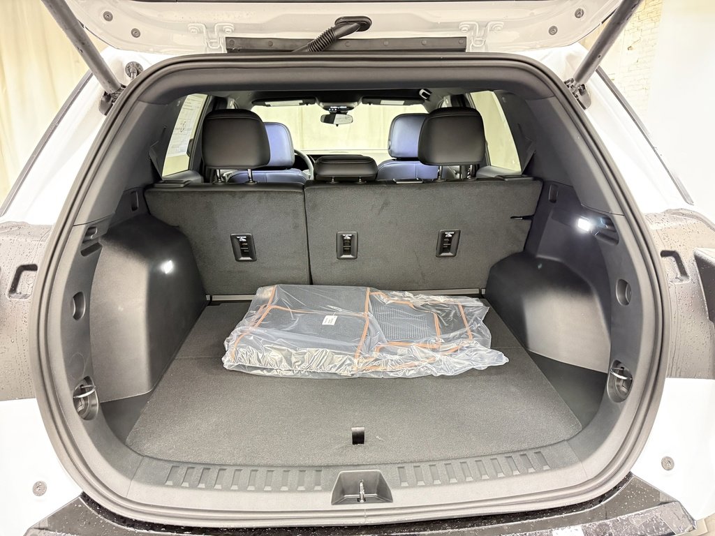 New 2026 GMC Terrain AT4 image 5