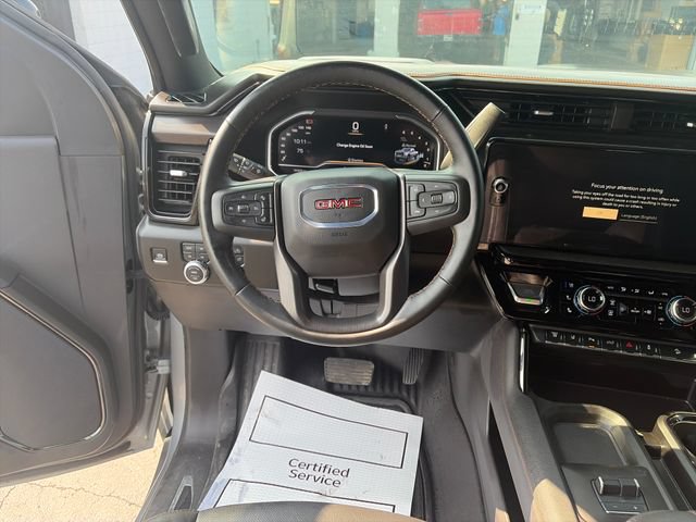 Used 2025 GMC Sierra 2500 AT4 AWD/4WD image 13
