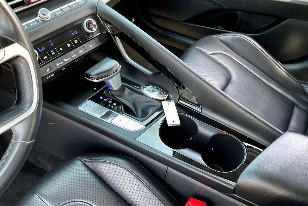 Used 2024 Hyundai Elantra Limited image 19