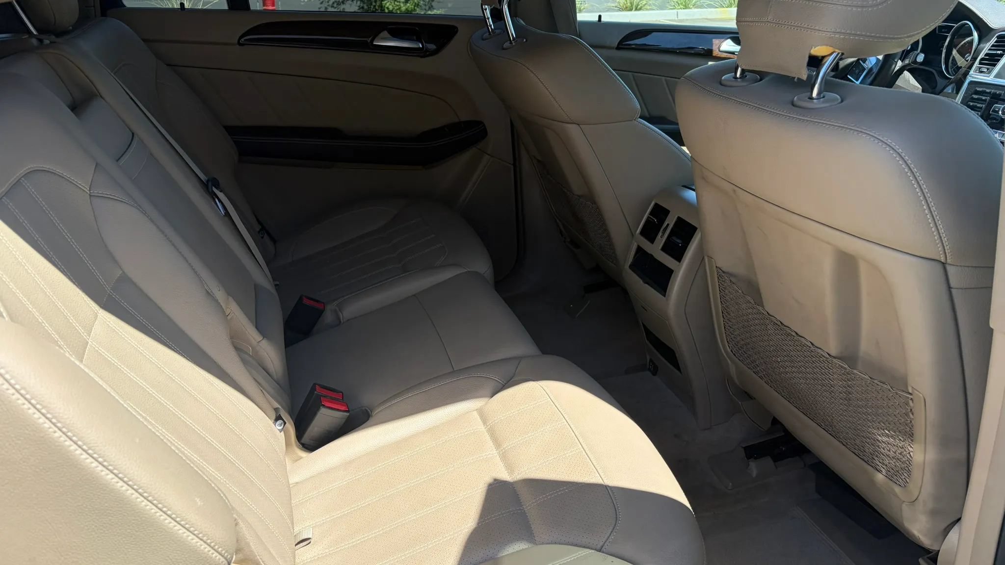 Used 2015 Mercedes-Benz GL 320 BlueTEC 4MATIC w/ Premium I Package image 14