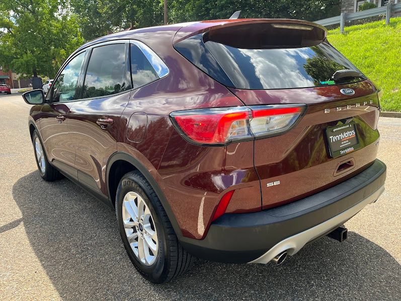 Used 2021 Ford Escape SE w/ Convenience Package FWD image 34