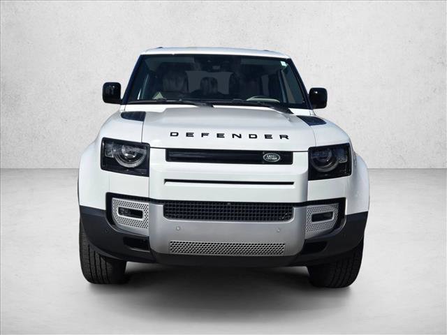 Used 2024 Land Rover Defender 90 S image 2