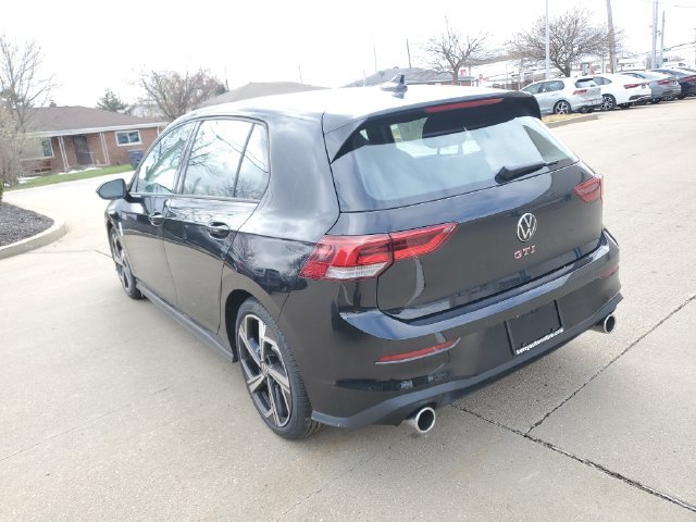 New 2026 Volkswagen GTI SE FWD image 3