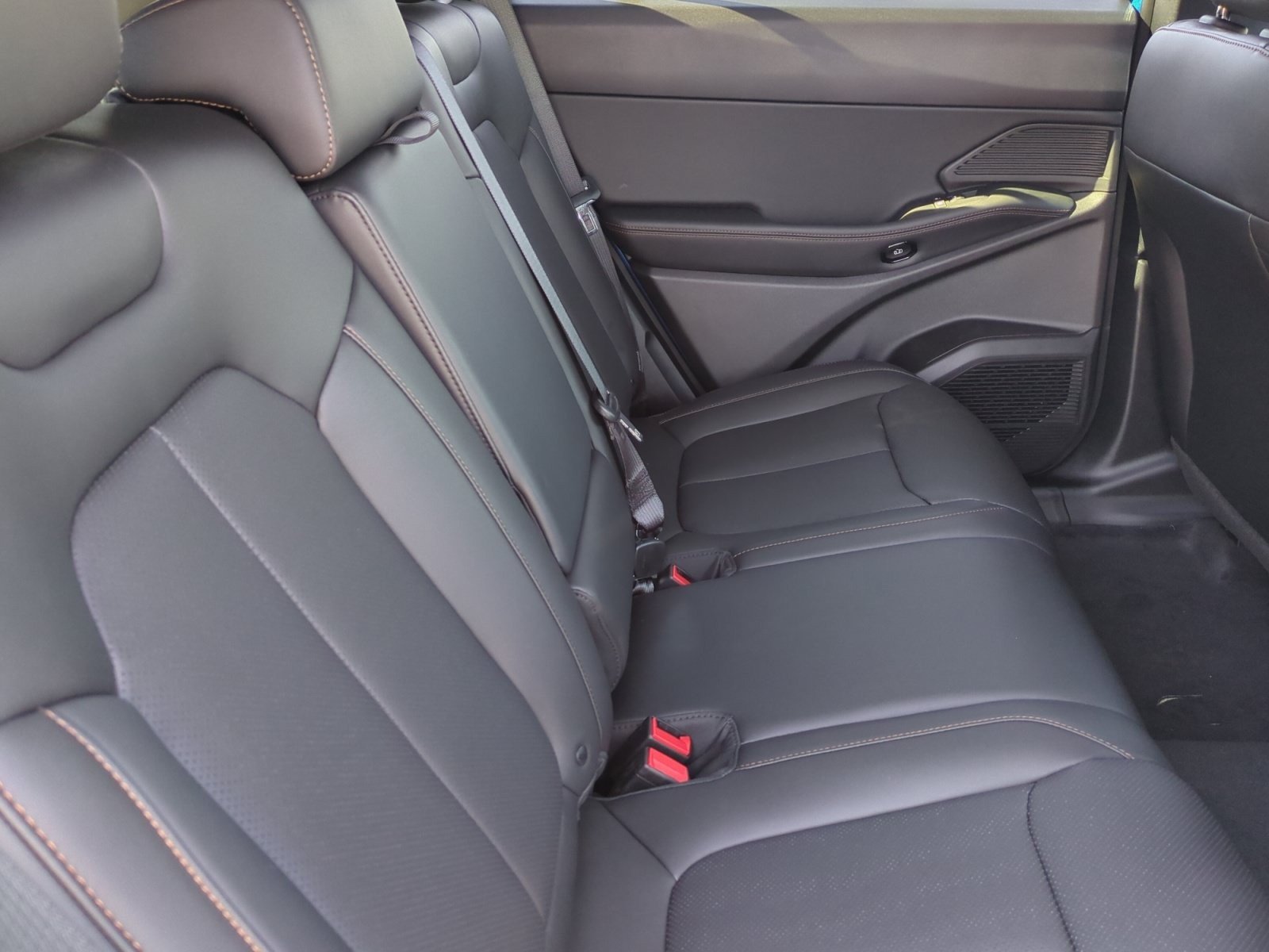 New 2026 Jeep Cherokee Limited AWD/4WD image 18