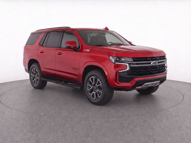 Used 2022 Chevrolet Tahoe Z71 w/ Luxury Package AWD/4WD image 2