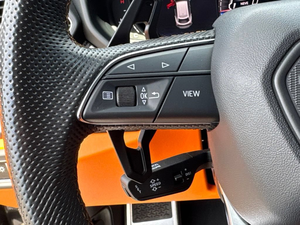 Used 2021 Lamborghini Urus AWD/4WD image 26