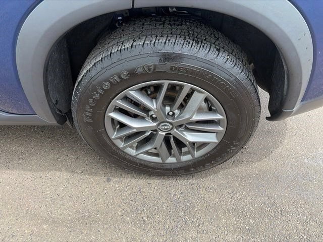Used 2023 Nissan Rogue S FWD image 42
