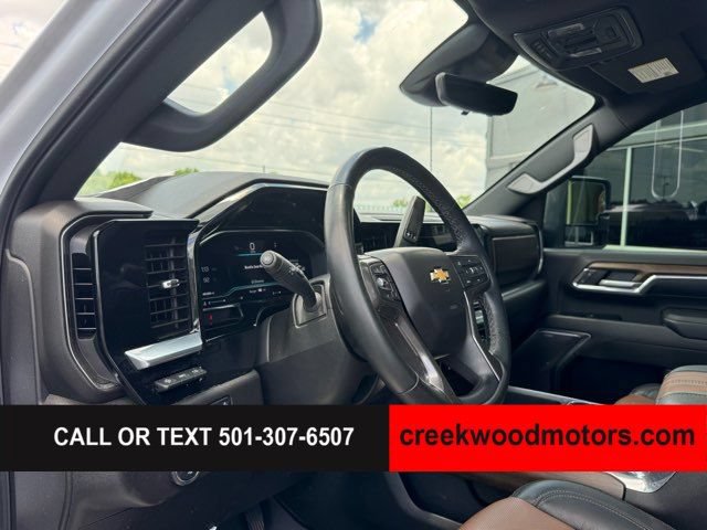 Used 2024 Chevrolet Silverado 3500 High Country w/ Technology Package AWD/4WD image 8