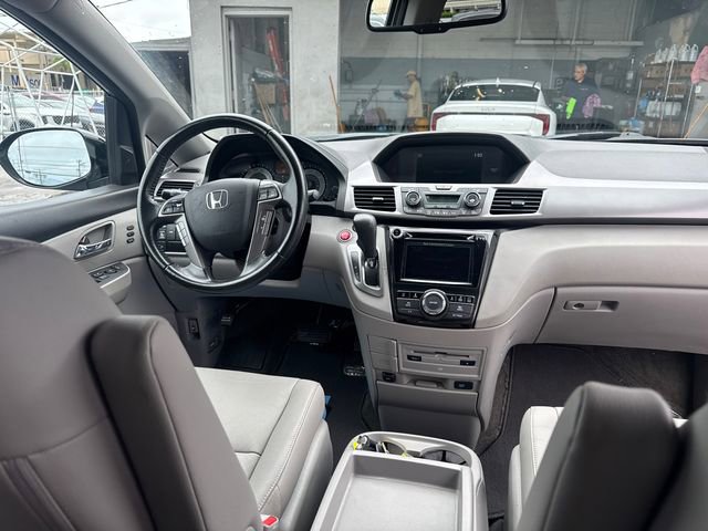 Used 2017 Honda Odyssey Touring image 14
