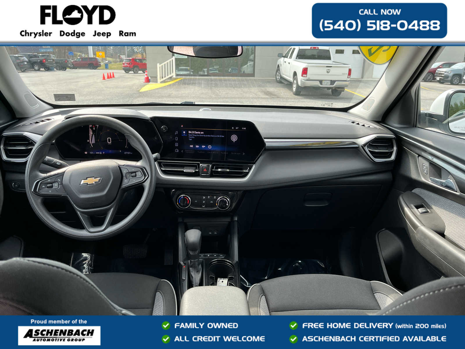 Used 2025 Chevrolet TrailBlazer LT image 25