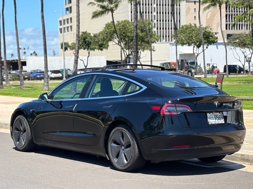 Used 2018 Tesla Model 3 Long Range image 3