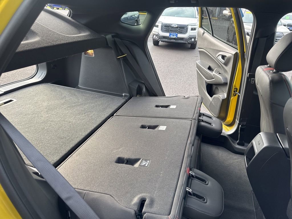 Used 2024 Chevrolet Trax RS w/ Sunroof Package image 18