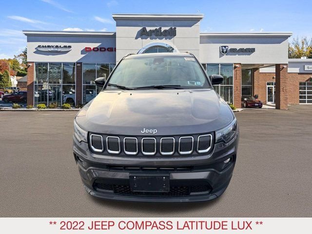 Certified 2022 Jeep Compass Latitude w/ Sun and Sound Group image 3