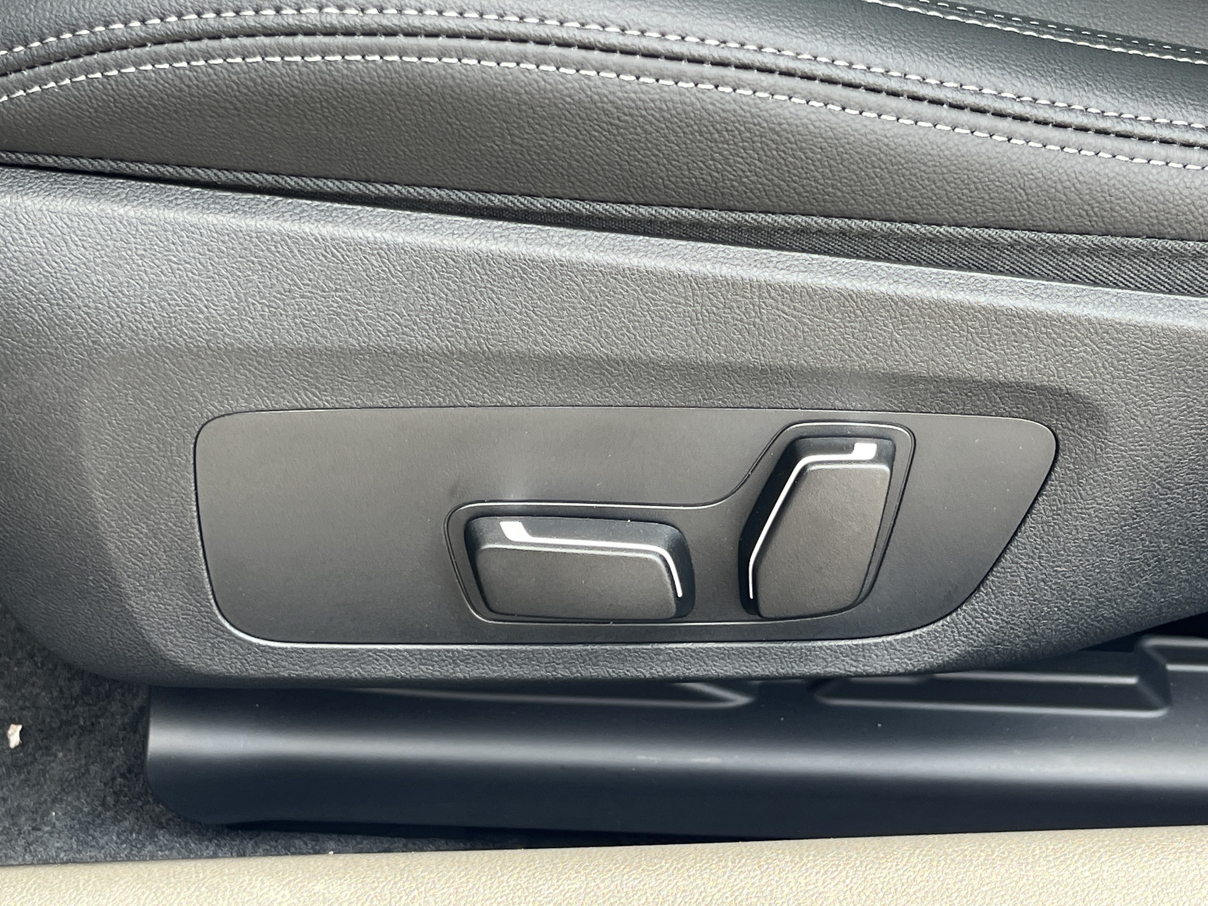 New 2026 BMW 230i Coupe w/ Premium Package RWD image 19