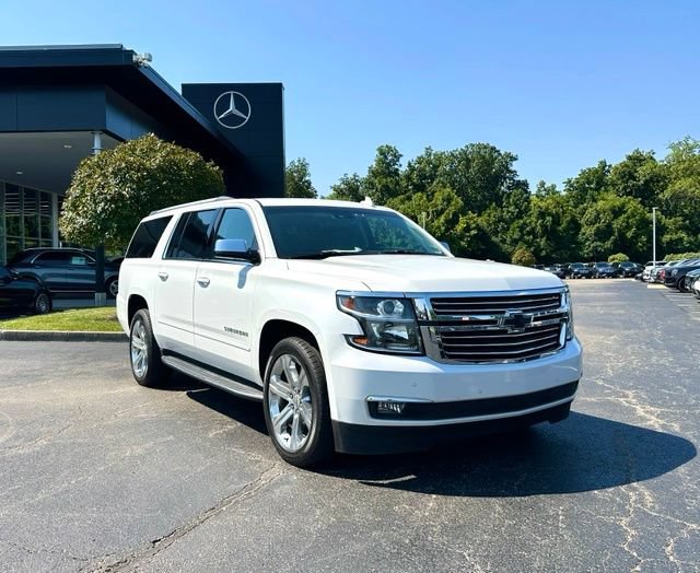 Used 2020 Chevrolet Suburban Premier w/ Premier 6.2L Value Package AWD/4WD image 1