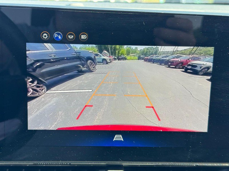 Used 2026 Chevrolet Equinox LT AWD/4WD image 20