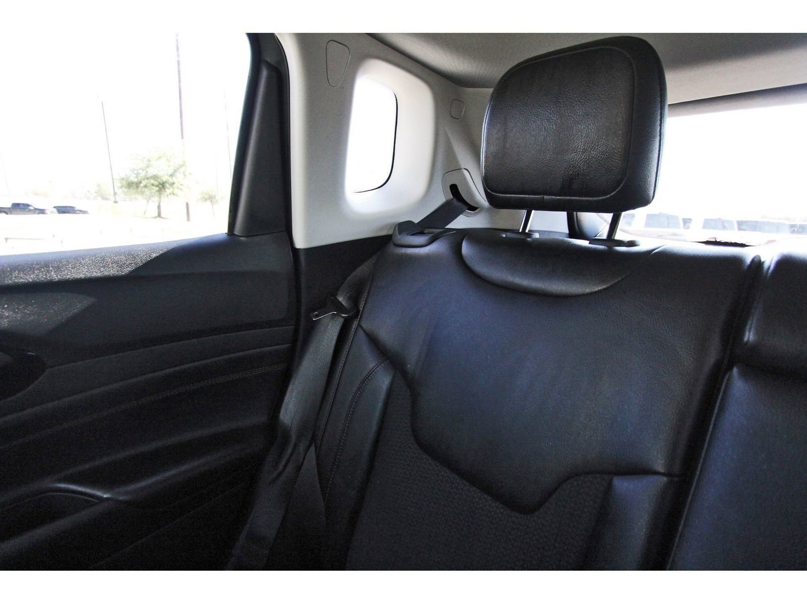 Used 2022 Jeep Compass Trailhawk AWD/4WD image 14