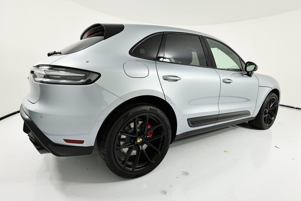 New 2026 Porsche Macan GTS image 7