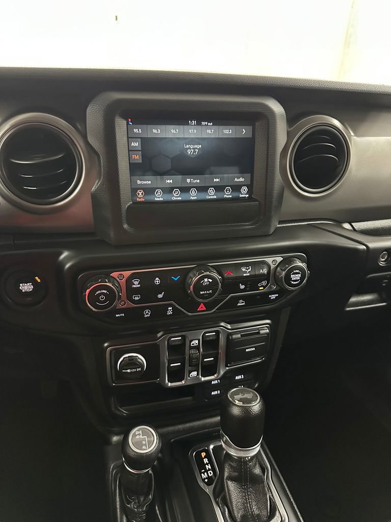 Used 2022 Jeep Wrangler Unlimited Sport image 22