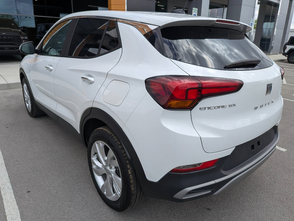 Used 2024 Buick Encore GX Preferred image 3